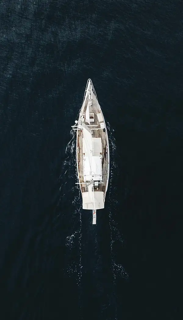 Boat trips to watch the sunset from the sea